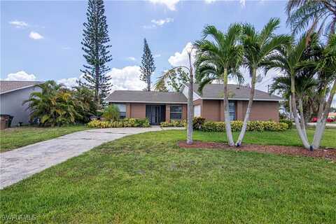 1913 SE 15th Place, Cape Coral, FL 33990