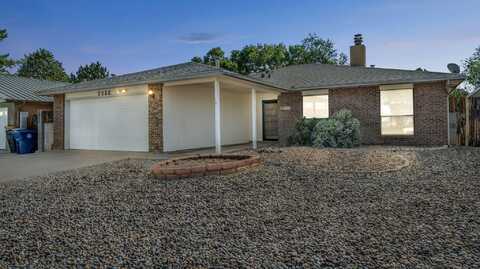 7122 Capitol Drive NE, Albuquerque, NM 87109