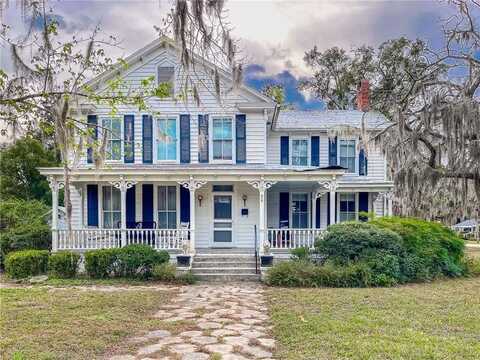 318 E Plum Street, Jesup, GA 31546