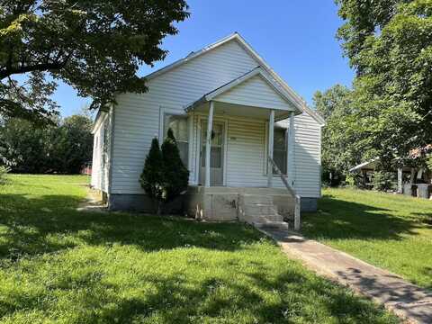 675 Walker Avenue, Mammoth Spring, AR 72554