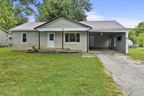 121 N Charles Street, Seymour, MO 65746