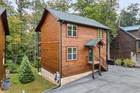 1206 Briar Patch Lane, Gatlinburg, TN 37738