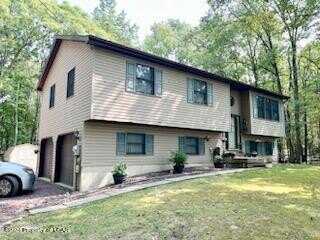 28 Jay Peak Lane, Zion Grove, PA 17985