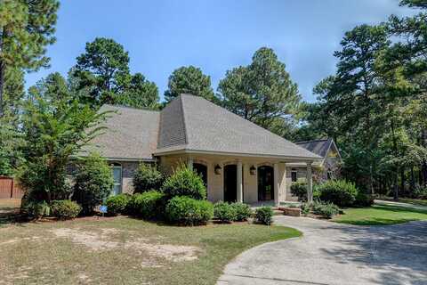 102 Dogwood Dr., Hattiesburg, MS 39402