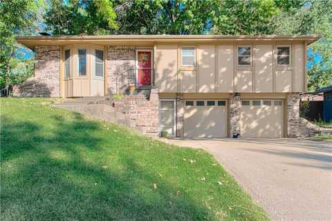 5504 NW Seminole Drive, Parkville, MO 64152