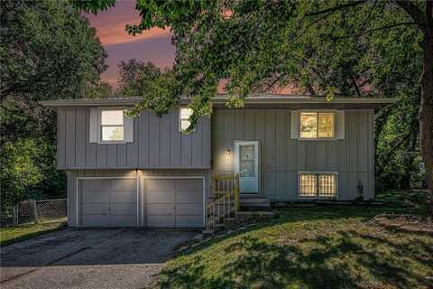 6011 E 150th Terrace, Grandview, MO 64030