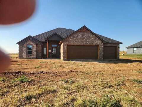 5843 Tadpole Dr, Elgin, OK 73538