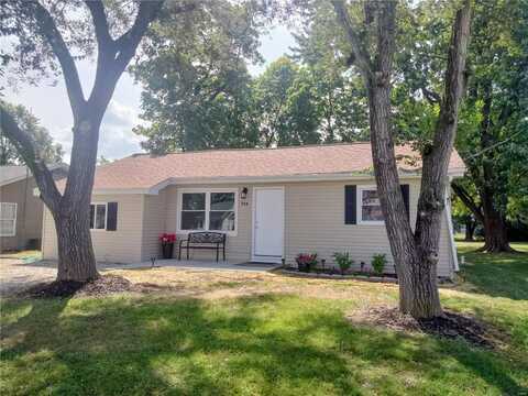 754 West Lincoln Street, Hawk Point, MO 63349