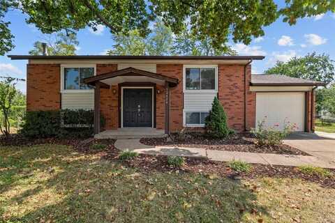 12424 Glencliff Drive, Maryland Heights, MO 63043