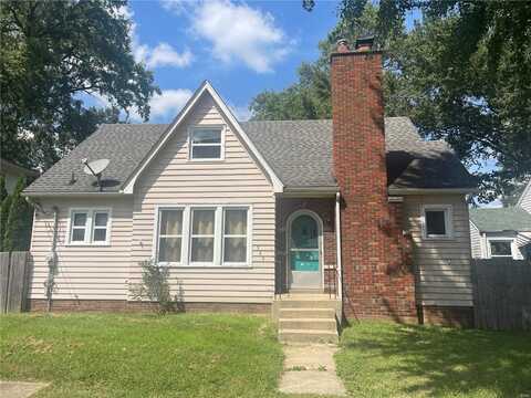 309 W Center Street, Lebanon, IL 62254