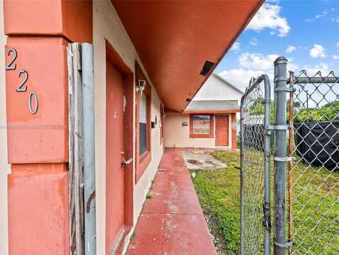 220 NW 27th Ave, Pompano Beach, FL 33069