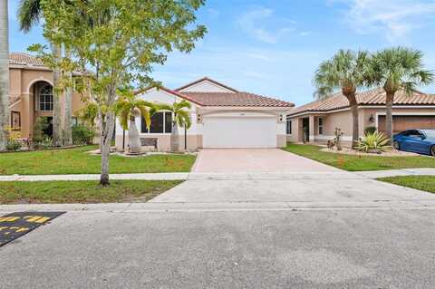 2048 NW 208th Way, Pembroke Pines, FL 33029