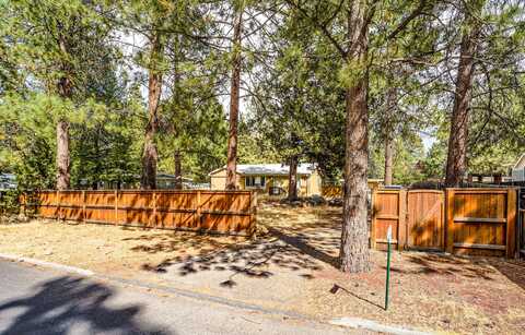 60960 Granite Drive, Bend, OR 97702