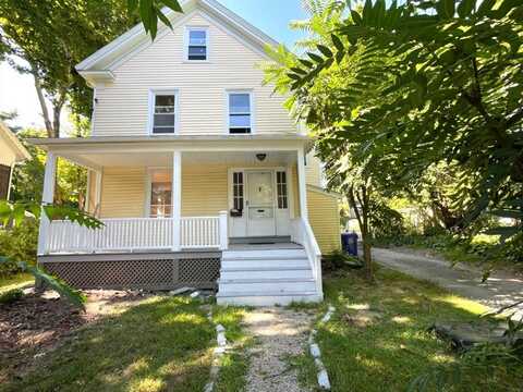 15 Maple Pk., Newton, MA 02459