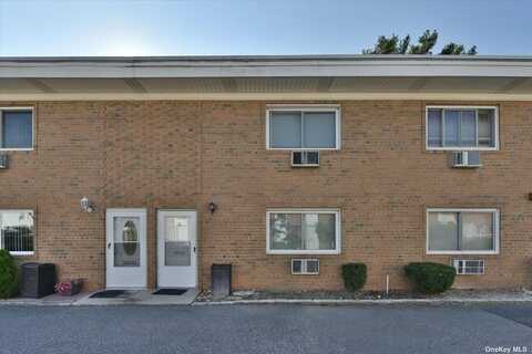 920 Broadway, Woodmere, NY 11598