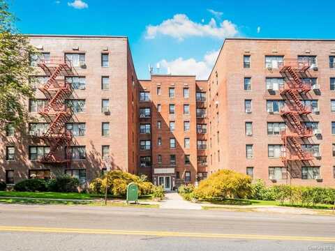 555 Mclean Avenue, Yonkers, NY 10705