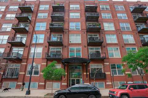 420 S CLINTON Street, Chicago, IL 60607