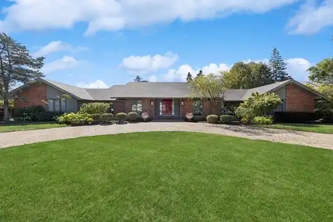 31 Royal Vale Drive, Oak Brook, IL 60523