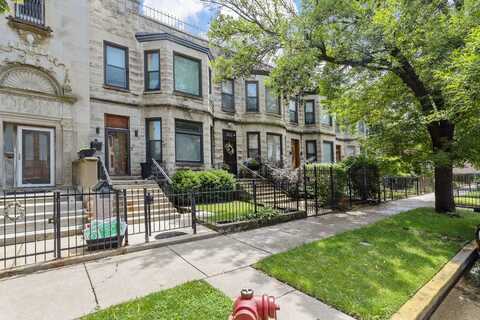 4331 S Forrestville Avenue, Chicago, IL 60653