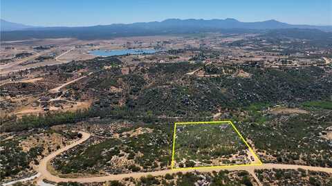 833 Lake Canyon Drive, Aguanga, CA 92536