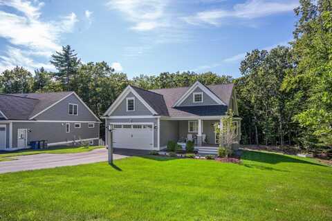 18 Tanner Circle, Newmarket, NH 03857