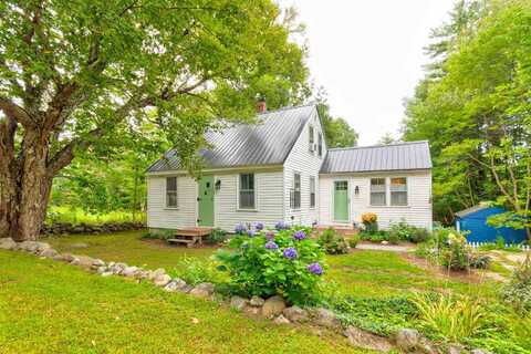 585 Governor Wentworth Highway, Wolfeboro, NH 03894