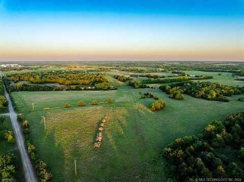 54 E 750 Road, Cushing, OK 74023