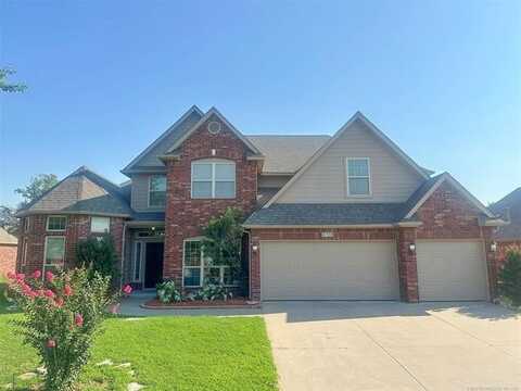 4708 W Louisville Place, Broken Arrow, OK 74012