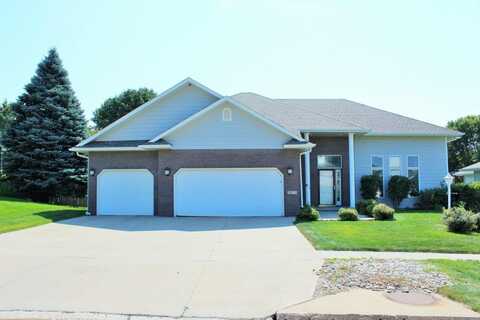 2012 STRAWBERRY LN, Sioux City, IA 51104