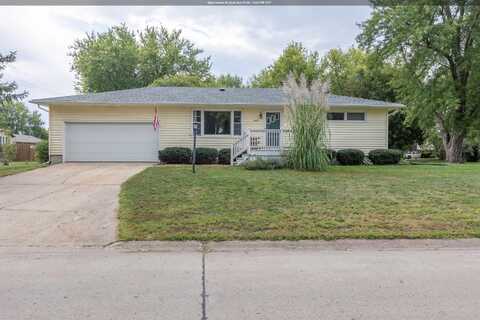 1415 Jasper St, Onawa, IA 51040