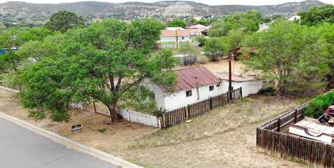 121 Yankee Ave, Raton, NM 87740