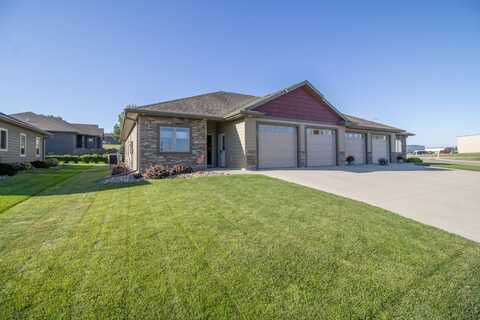 706 Fairoaks Drive, Rock Valley, IA 51247