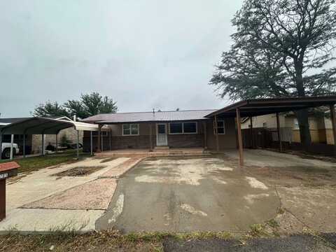 703 N 3RD ST, GUYMON, OK 73942