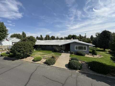 107 W 11th Ave, Ritzville, WA 99169