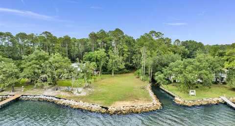 6618 E Bay Blvd, Gulf Breeze, FL 32563