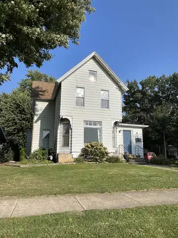 300 Holcomb, MILLEDGEVILLE, IL 61051