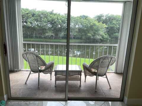 5936 Morningstar Cir, Delray Beach, FL 33484