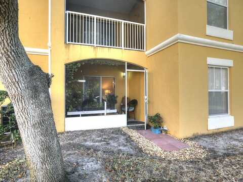 5050 Fairways Circle, Vero Beach, FL 32967