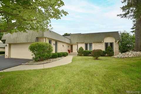 5132 WOODLANDS Lane, Bloomfield Hills, MI 48302