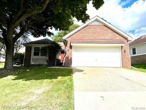 41700 KIRKWOOD Drive, Novi, MI 48377