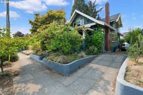 4933 NE GARFIELD AVE, Portland, OR 97211