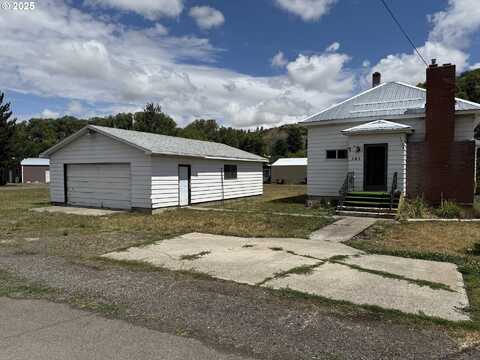 265 N 4TH AVE, Elgin, OR 97827