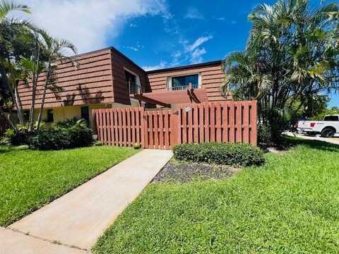 2555 Albatross Road N, Delray Beach, FL 33444