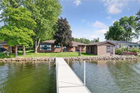 7393 Nevens Avenue NW, Annandale, MN 55302