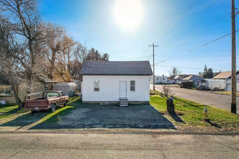 102 E Cherry Ave, Ritzville, WA 99169