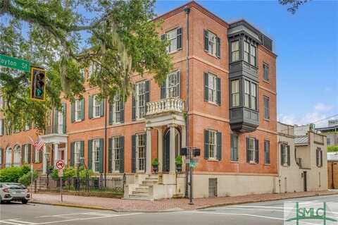 101 E Oglethorpe Avenue, Savannah, GA 31401