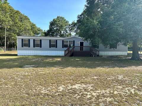 3217 Four Oaks Loop, Latta, SC 29565