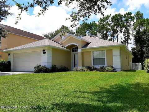 2622 Glasbern Circle, West Melbourne, FL 32904