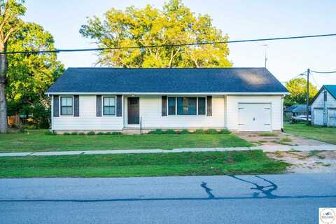 203 S Myrtle, Smithton, MO 65350