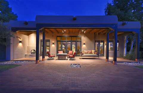 132 Thundercloud Road, Santa Fe, NM 87506